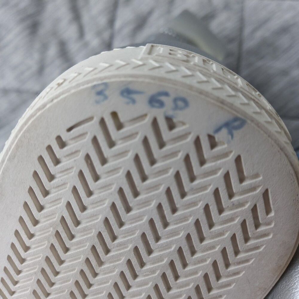 Billy Footwear Metallic Silver Butterfly Lace High Top Zip Adaptive Size 9 - Picture 4 of 11